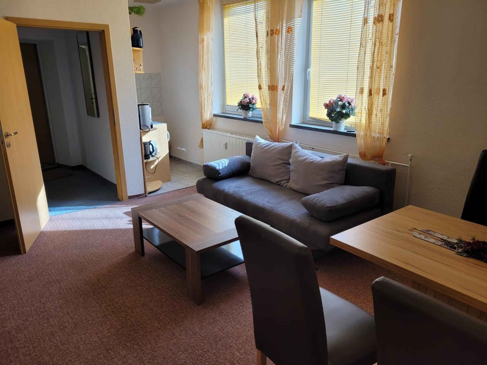 Apartment - Gaestewohnung - Unterkunft Monteure Chemnitz Ngoại thất bức ảnh